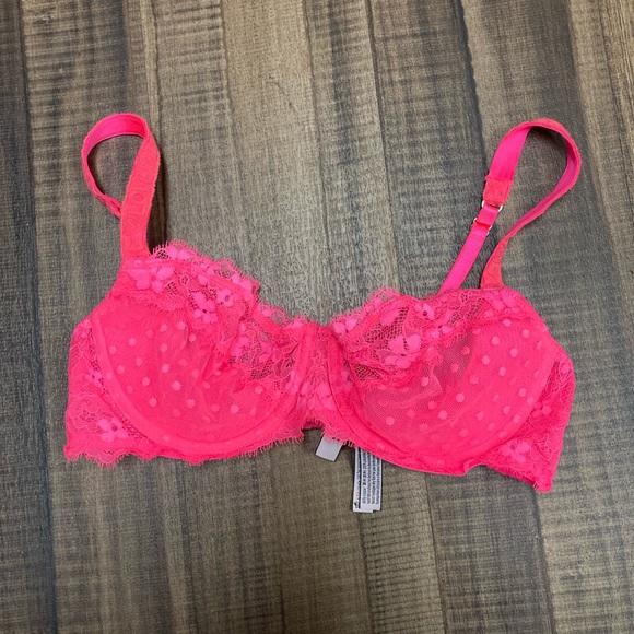 Victoria’s Secret Bralette - Picture 1 of 2